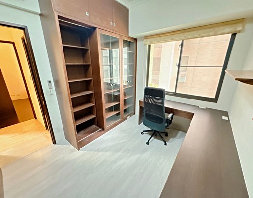 七期市政府大遠百💖可寵租補報稅戶籍大坪數四房💖浴缸 - Image 9