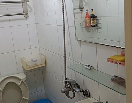 鼎山家樂福套房，輕軌站，極短租與公司報稅 - Image 8