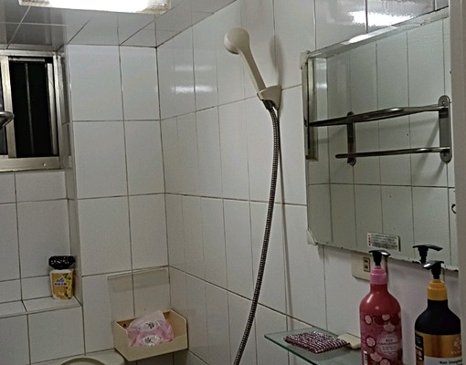 鼎山家樂福套房，輕軌站，極短租與公司報稅 - Image 13