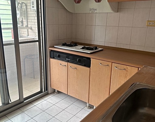 公寓綠地，交通便利 - Image 4