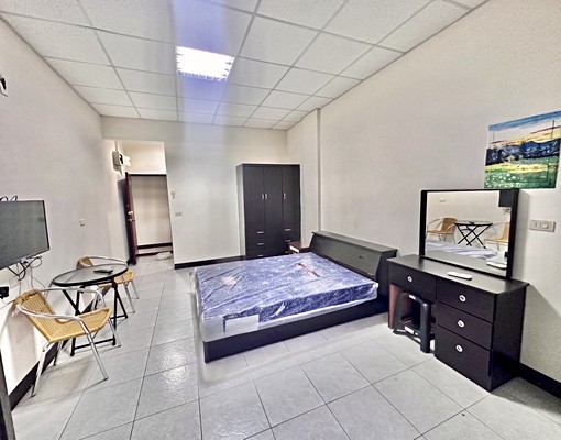 溪南路一段套房～環境舒適傢俱齊全 - Image 1