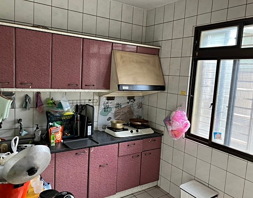 興大大套房/雅房立刻入住只要3000起 - Image 15