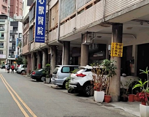 一中商圈安檢合格可租補大陽台獨曬寬敞明亮 - Image 2