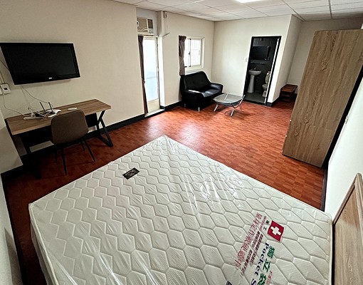 豐原核心全新裝潢電梯套房，屋主自租 - Image 3