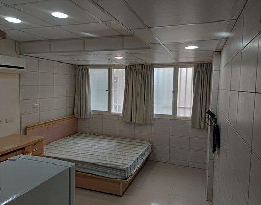 永春捷運套房自租(可租補) - Image 4