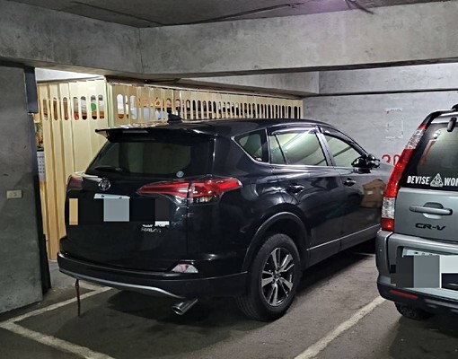 靠近樂華夜市尚林苑地下停車位 - Image 1