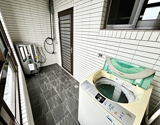 降價*宜市近縣政車位電梯兩房*雙衛雙陽台 - Image 16