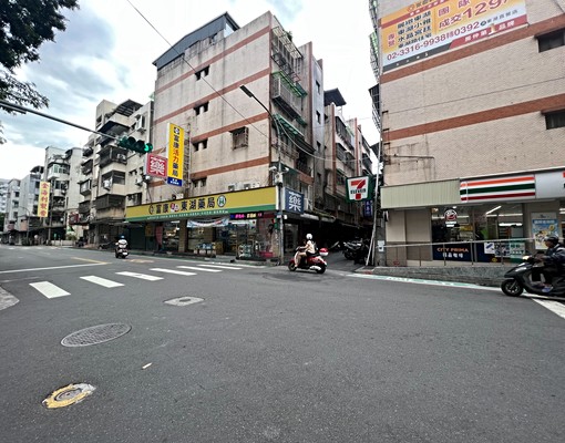 東湖大套房(東湖國小旁) - Image 4