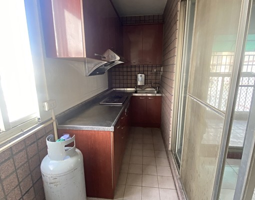 楠梓站前大樓四房電梯大樓 - Image 3