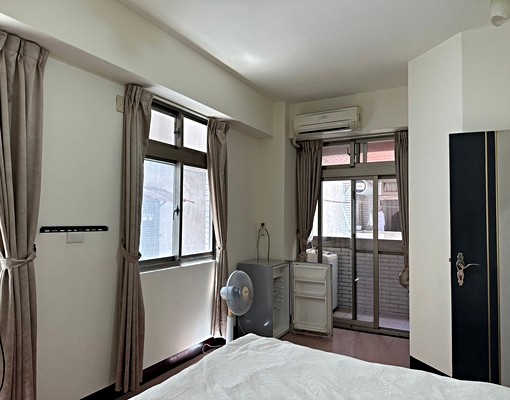 市區套房短租、一個月起租,帶行李入住就好 - Image 2