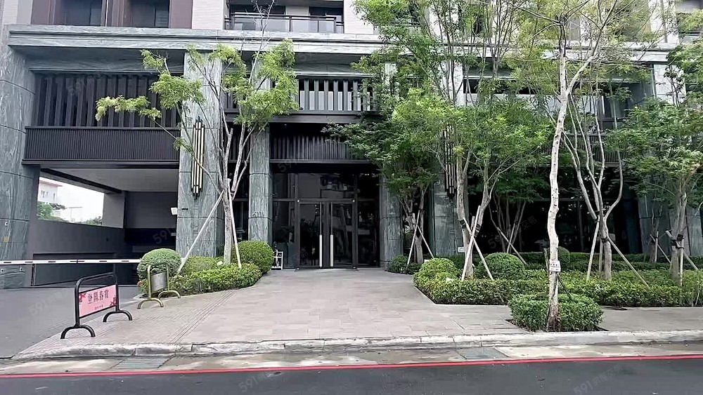 超新屋齡!登陽春賞超美視野三房平車 - Image 1