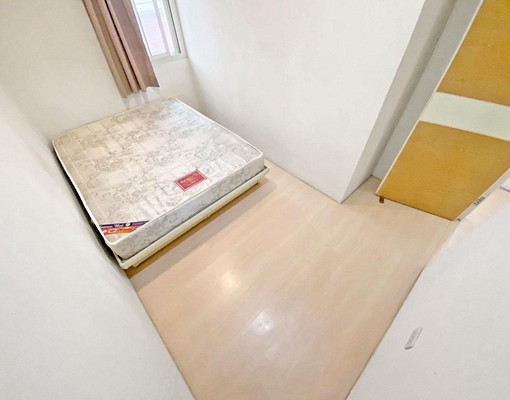 近捷運龍山寺◆1房1廳◆可租補獨洗★採光 - Image 3