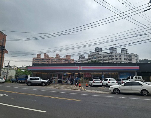 電梯套房-大金冷氣+個人大陽台 - Image 9