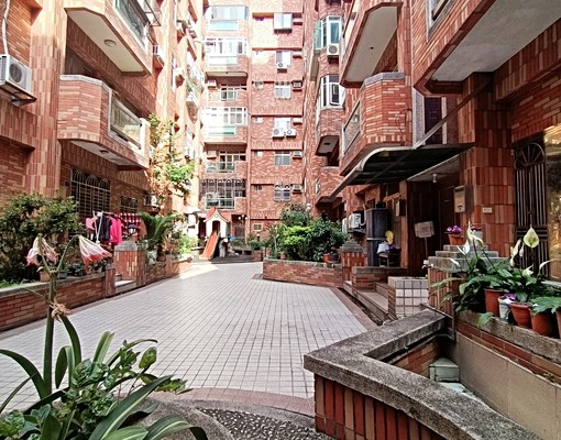 近園區、美2房(含管理費.可申租屋補助 - Image 16
