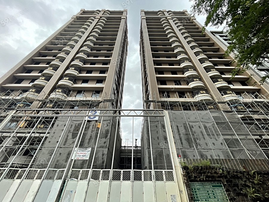 寶石睿岳實景圖