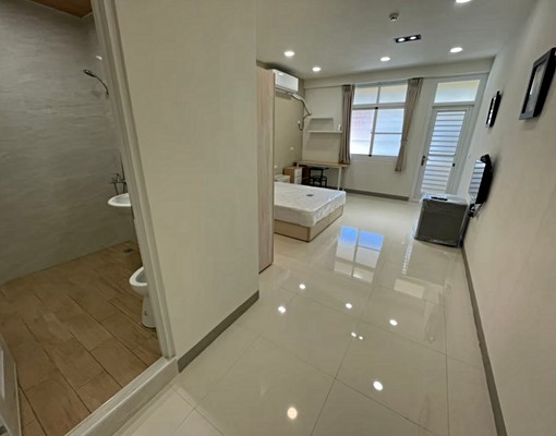 近學區近捷運楠梓區大坪數套房出租 - Image 8
