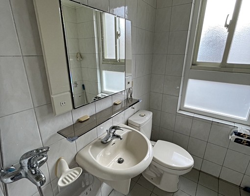 *溫馨宅~汐科,潭美,內科交通佳(車位另租)* - Image 5