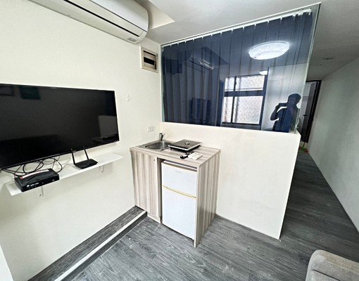 超俗便宜兩房-家具店齊全-近三重國小站 - Image 5