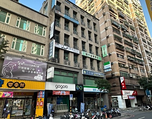 復興路電梯全新獨立套房 - Image 2