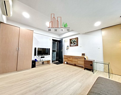 近中山站一年裝潢方正採光有浴缸工作室可LY - Image 4