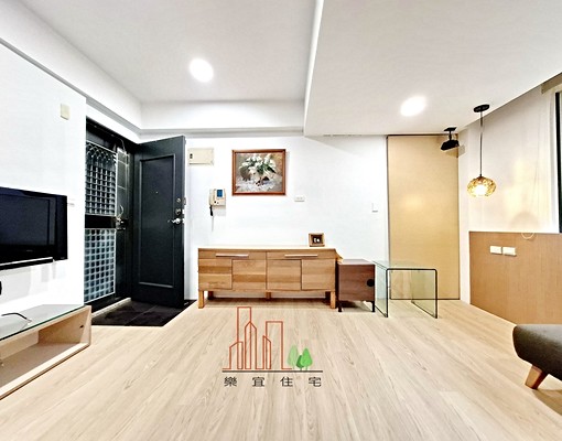 近中山站一年裝潢方正採光有浴缸工作室可LY - Image 7