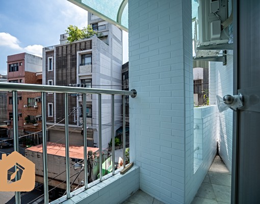 免仲|可補助|雙陽台|代收垃圾包裹|家具電齊全|管理優質套房 - Image 12