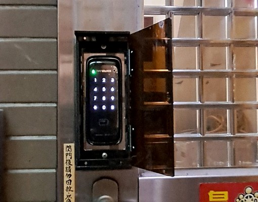 一層一戶三分鐘近廟口市區近路邊不用爬坡 - Image 3