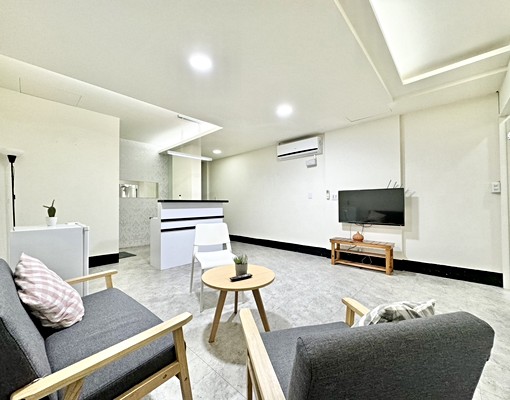 西區最搶手💖可租補1房1廳💖超大坪數 - Image 2