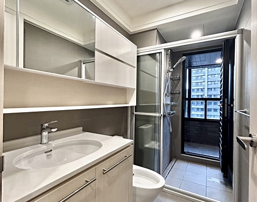 全新完工!!精美裝潢!!可租金補助!! - Image 11