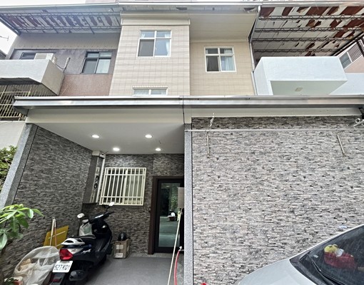 至善路靜巷優套含光纖安博雜費300電分層均攤多間可選 - Image 1