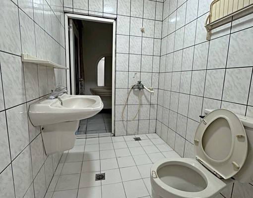 龍岡新村~龍東路透天厝起家車庫透天 - Image 8