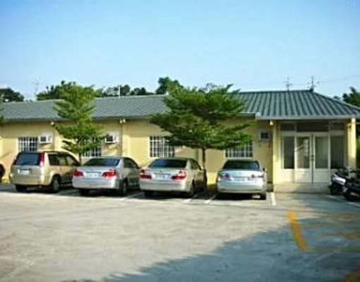 ★禁菸,禁養寵★獨立套房★附停車位(限園區上班族) - Image 1