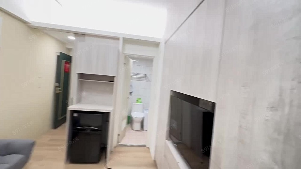 劍潭捷運管理精緻美屋 - Image 1