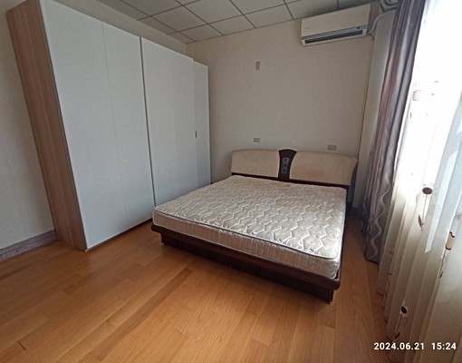 可租補.家庭公寓.員工宿舍.學生宿舍.火車站步行5分鐘. - Image 3