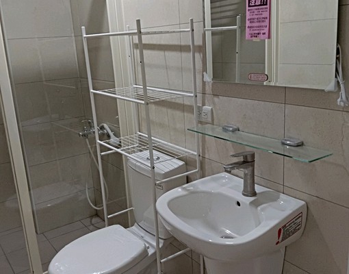 全新房屋,公寓式兩房,,鄰竹山臺中客運 - Image 12