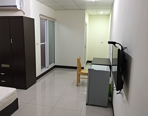 全新裝潢全新家電家具限女性 - Image 14