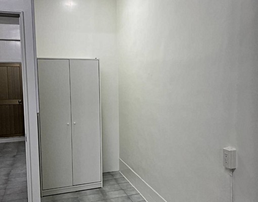 全新千萬透天厝整層套房出租一卡皮箱入住 - Image 6