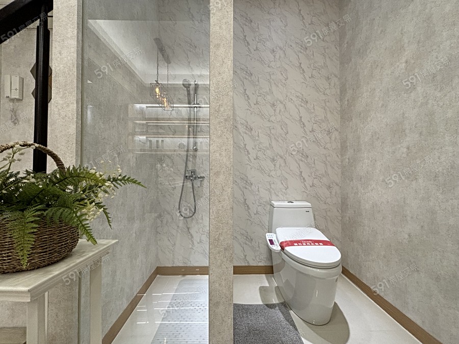 雲見朗朗樣/實品屋