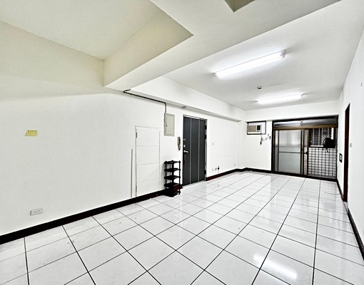 可租補🔥好市多🔥捷運站🔥採光優質大3房🔥含管含平車 - Image 2