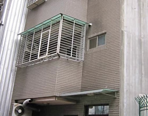新埔捷運站1號出口步行1分鐘到家 - Image 1
