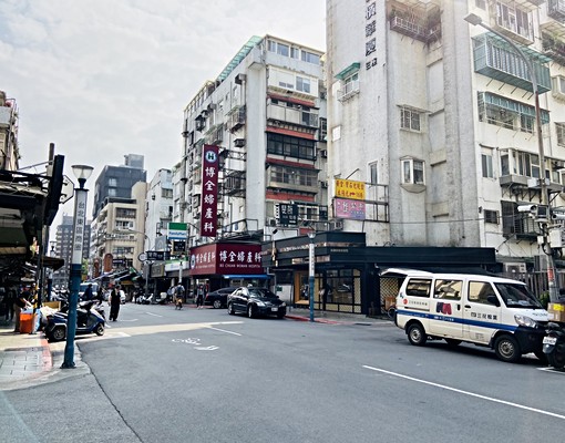 近忠孝復興站/採光佳/可租補 - Image 4