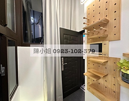 §面信義商圈美食林立.漂亮裝潢含水網路管 - Image 3