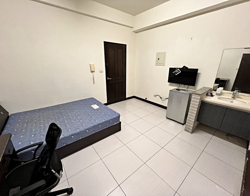 近南科/代收包裹/免追垃圾車/好停汽車 - Image 4