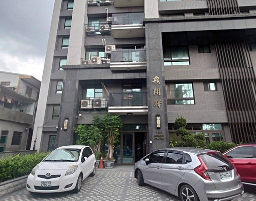 飛翔驛社區.兩房一廳,屋主自租 - Image 2