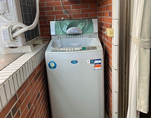 長庚麗晶一房一廳一衛超大套房 - Image 3