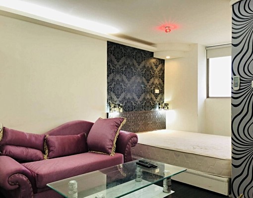 ✨中原夜市~美妝雙人電梯套房✨ - Image 1