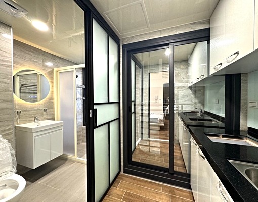 【稀有釋出,僅此一戶】~精緻美妝套房 - Image 4