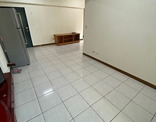 台中高工美村南路附近/精美社區三房可寵 - Image 5