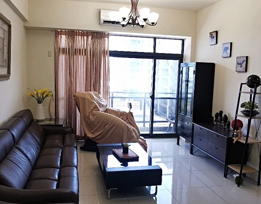 次頂樓大兩房前後陽台可租補社宅 - Image 1