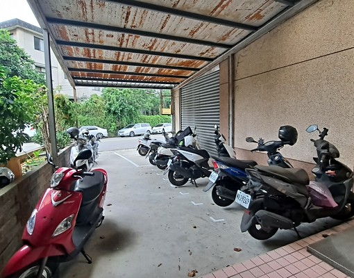 高峰路溫馨套房+室內機車位 - Image 12